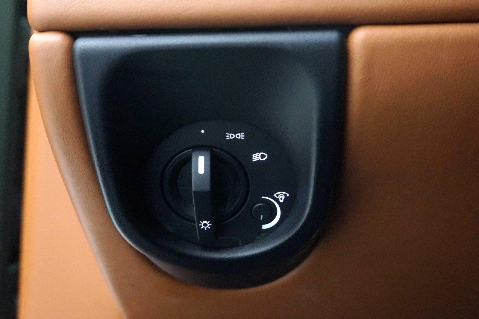 Used 2011 Aston Martin V12 Vantage | St. Petersburg, FL