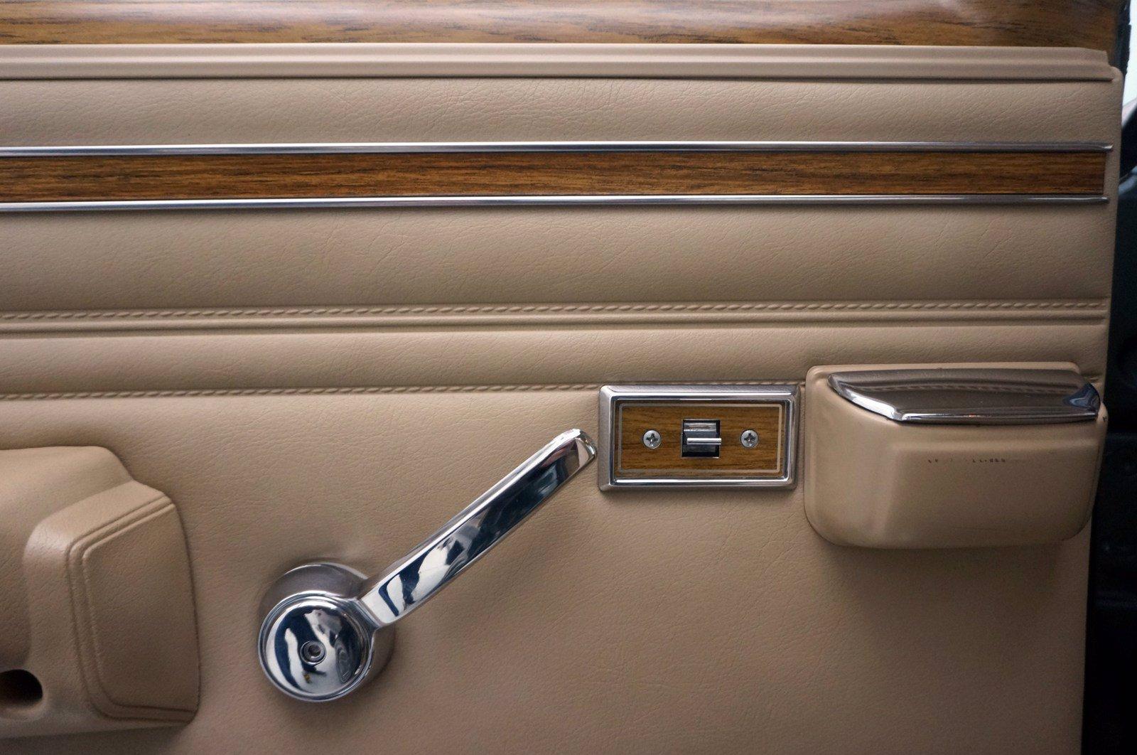 Used 1991 Jeep Grand Wagoneer | St. Petersburg, FL