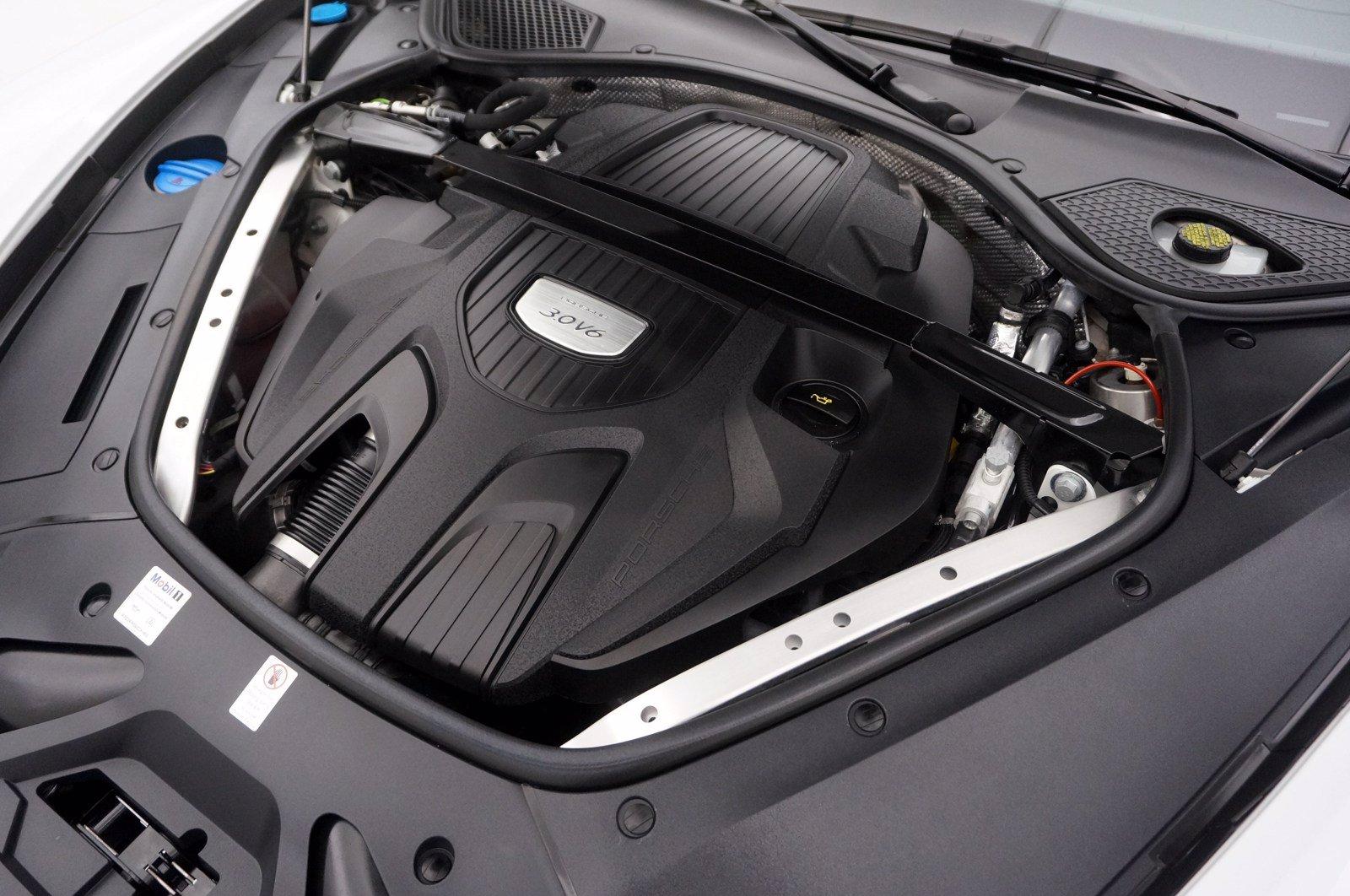 Used 2017 Porsche Panamera 4 | St. Petersburg, FL