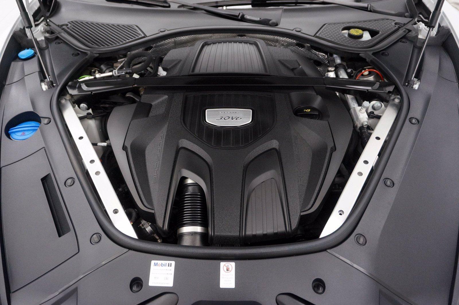Used 2017 Porsche Panamera 4 | St. Petersburg, FL