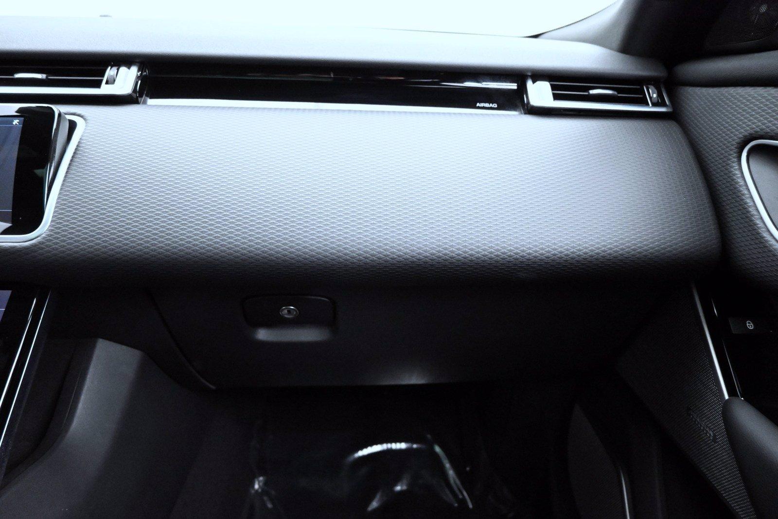 Used 2018 Land Rover Range Rover Velar R-Dynamic SE | St. Petersburg, FL