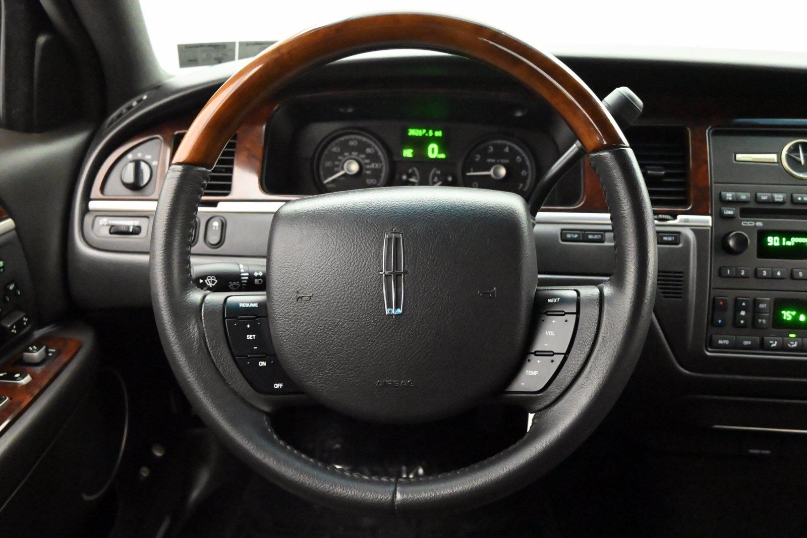 Used 2008 Lincoln Town Car Limited | St. Petersburg, FL