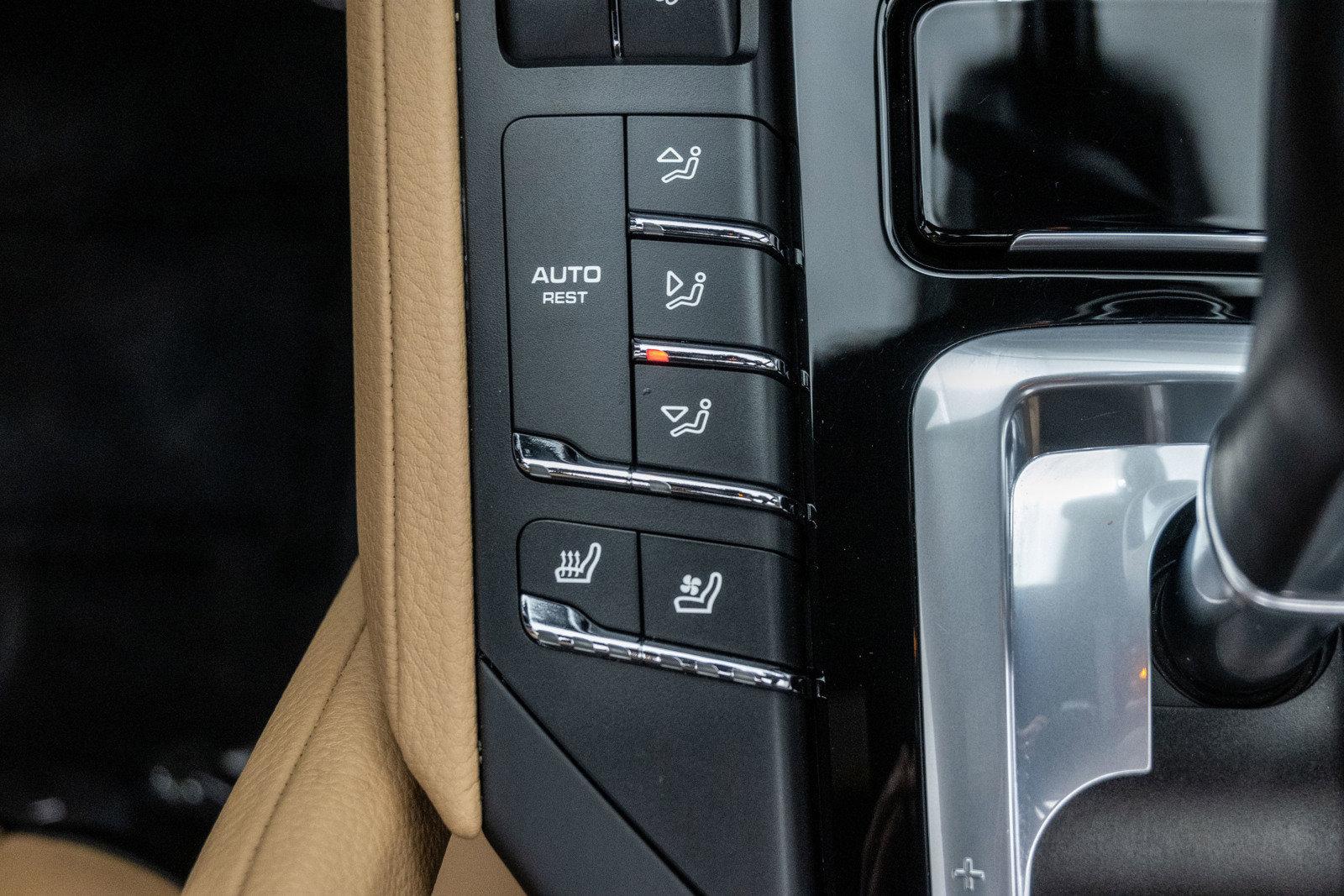 Used 2018 Porsche Cayenne S Platinum Edition E-Hybrid | St. Petersburg, FL