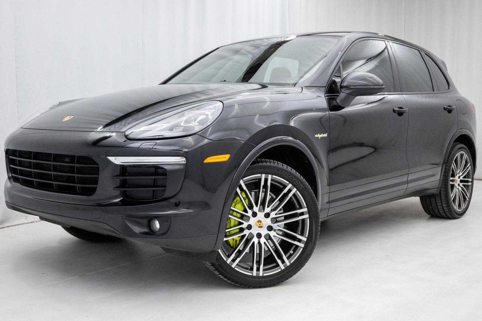 Used 2018 Porsche Cayenne S Platinum Edition E-Hybrid | St. Petersburg, FL