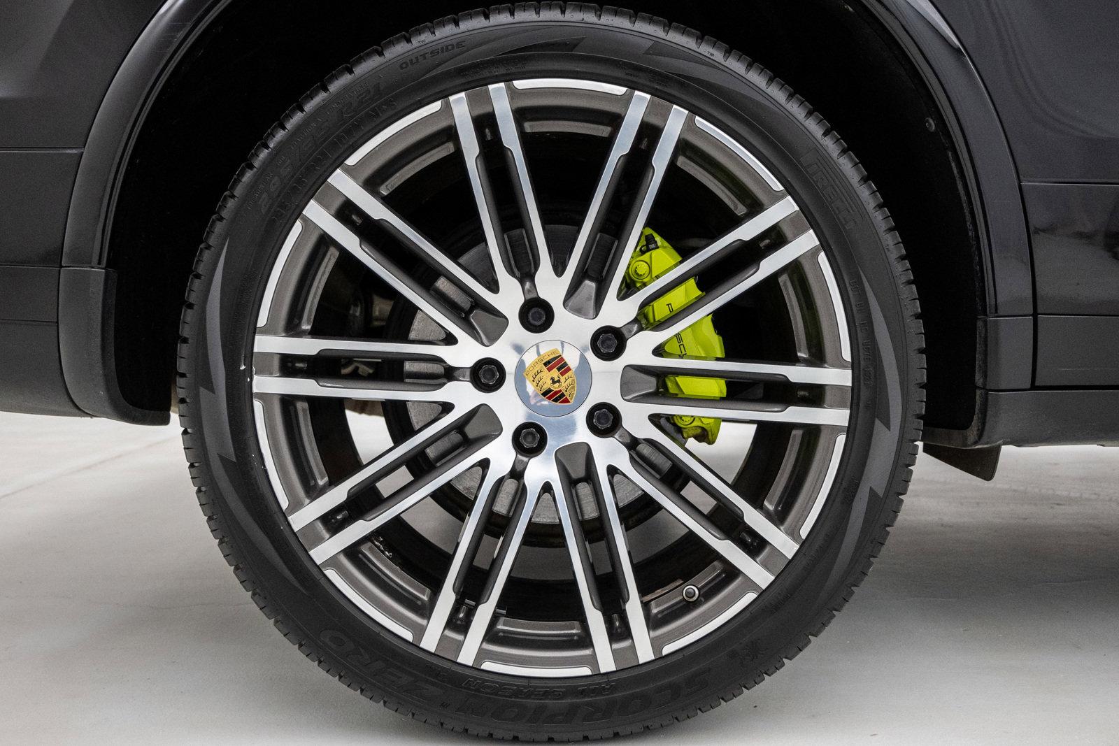 Used 2018 Porsche Cayenne S Platinum Edition E-Hybrid | St. Petersburg, FL