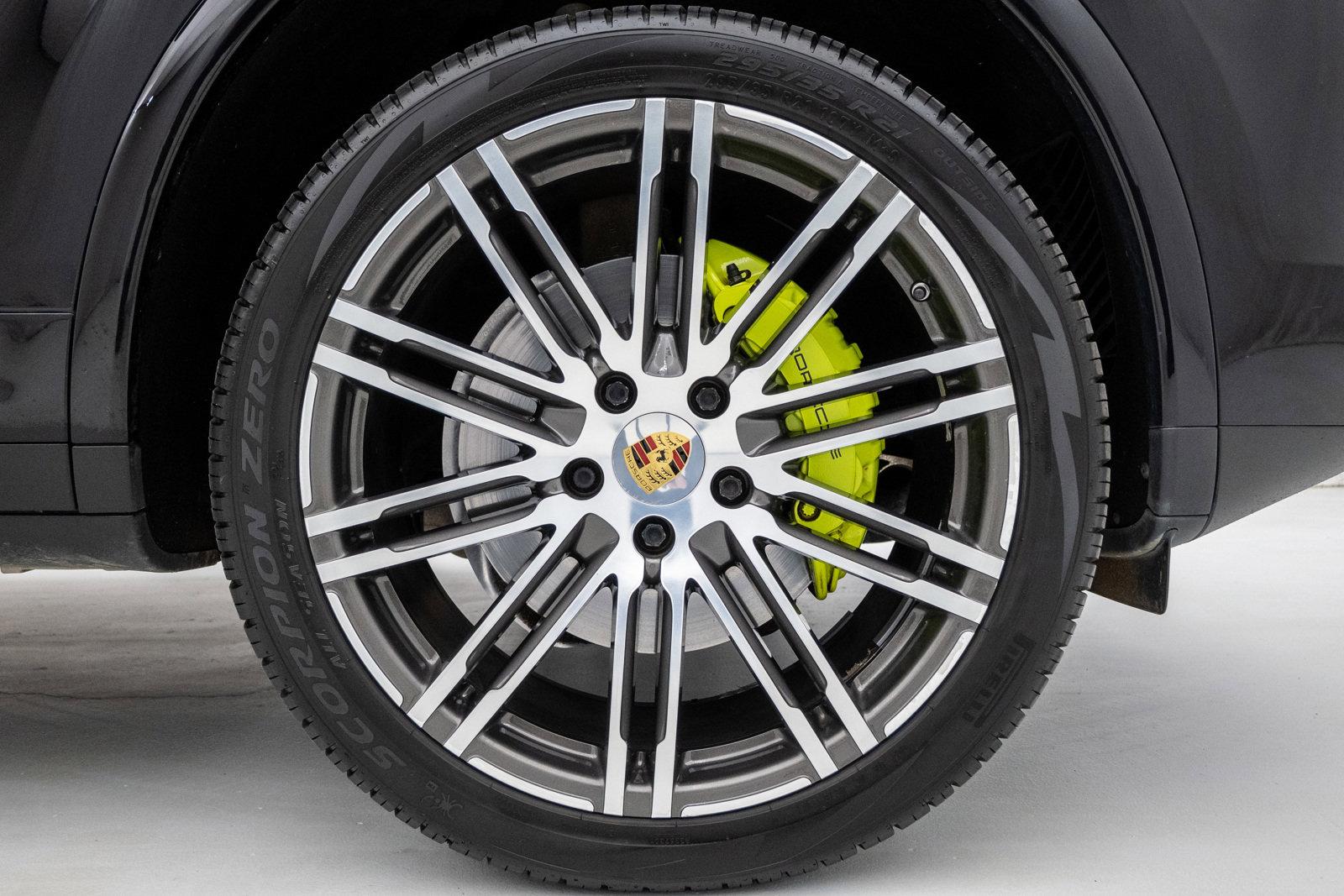 Used 2018 Porsche Cayenne S Platinum Edition E-Hybrid | St. Petersburg, FL