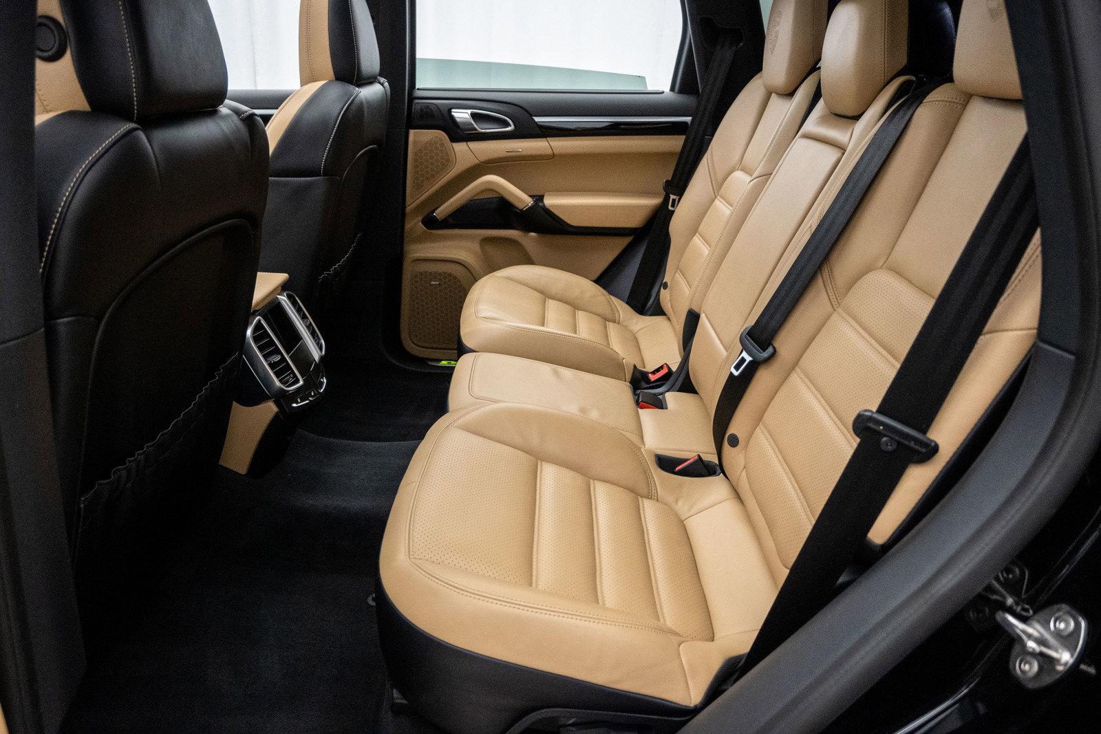 Used 2018 Porsche Cayenne S Platinum Edition E-Hybrid | St. Petersburg, FL