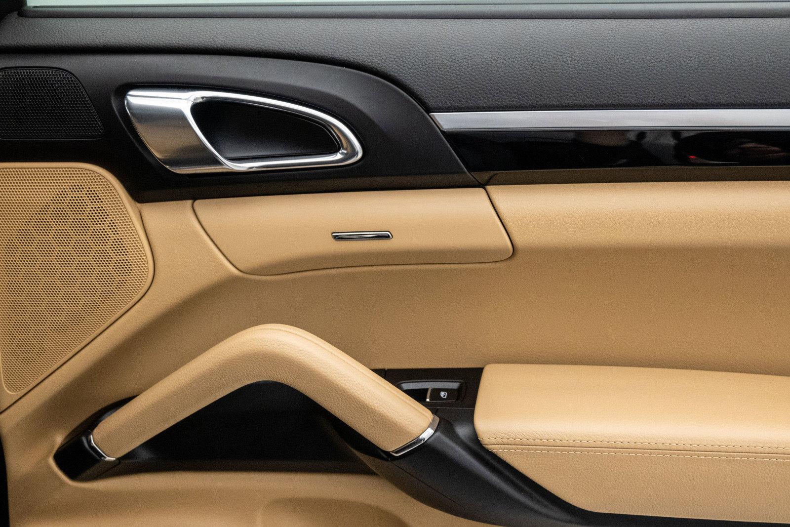 Used 2018 Porsche Cayenne S Platinum Edition E-Hybrid | St. Petersburg, FL